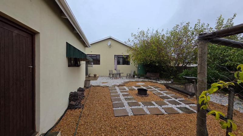3 Bedroom Property for Sale in Albertinia Western Cape